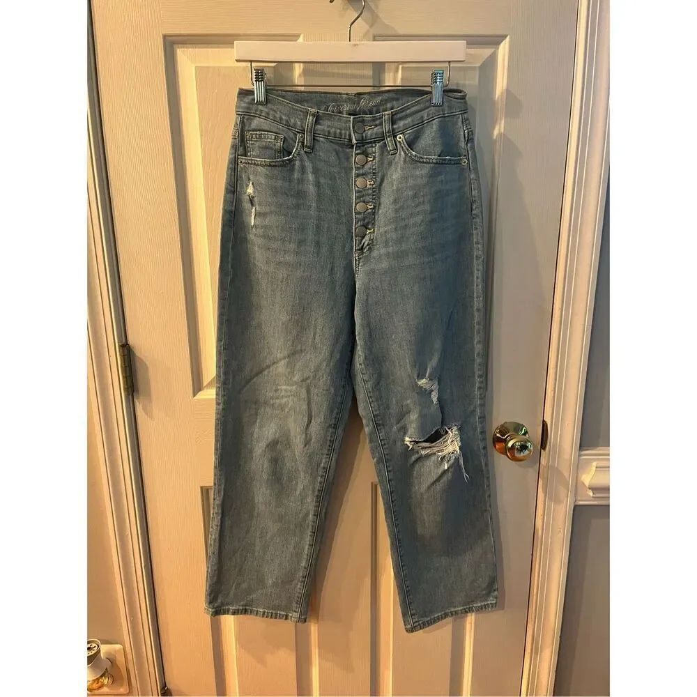 Universal Thread High Rise Distressed Button Fly Jeans sz 8/29 EUC
